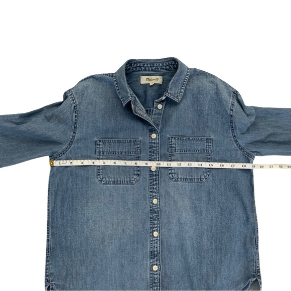 Madewell Chambray Button Down Shirt - Picture 2 of 5